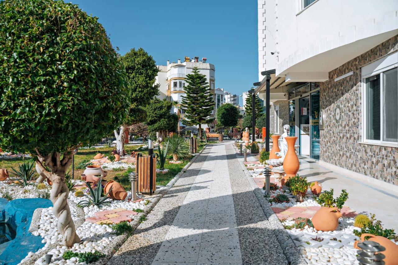 Onkel Rada Apart Hotel Antalya Exterior photo